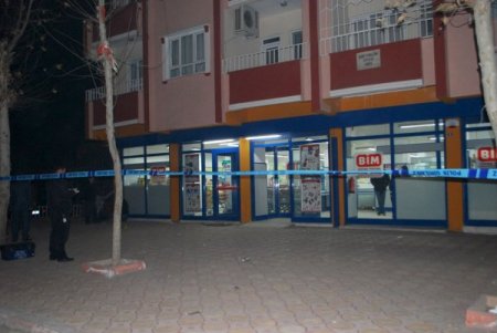 Batman'da Markete Ses Bombası Atıldı