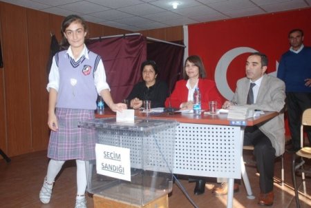 Batman’da öğrenci meclisi merkez seçimi yapıldı