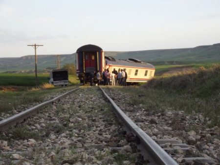 Batman'da Tren Raydan Çıktı