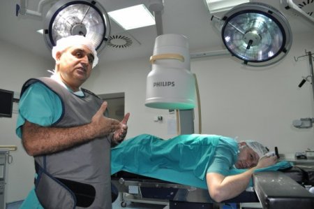 BAÜ Tıp Fakültesi'nde bel fıtığı 90 derecede yakılarak tedavi ediliyor