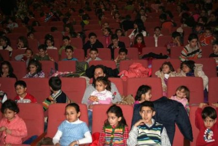 'bay Hooop Evde Şamata' Konyalı Çoçuklarla Buluştu