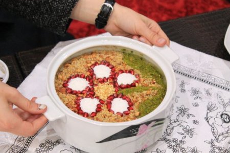 Bayburtlu kadınlar aşureyle maharetlerini sergilediler