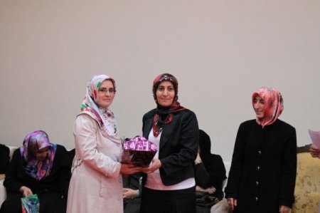 Bayburtlu kadınlar aşureyle maharetlerini sergilediler