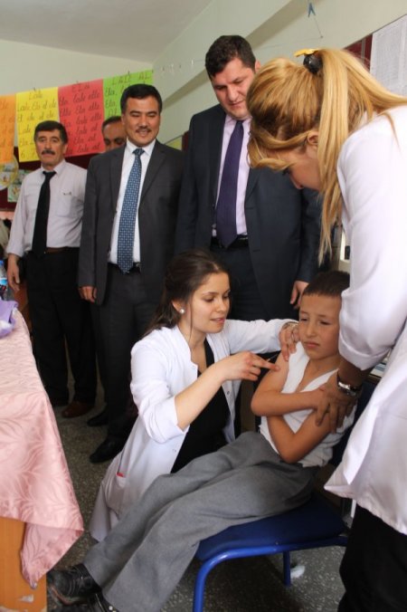 Bayburt’ta öğrencileri aşılama çalışması başladı