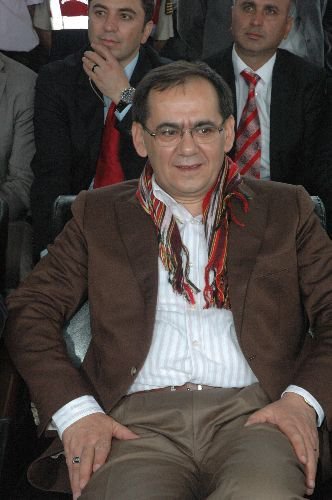 Bayındırlık Ve İskan Bakanı Mustafa Demir, Yayla Şenliğinde Hemşehrileri İle Horon Tepti