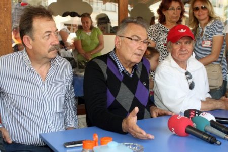 Baykal, Mhp'ye Sahip Çıktı: Kasetlerin Arkasında Büyük Bir Kurgu Var