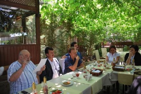 Baykal Kent'i Gören Eski Dostlar Ağladı