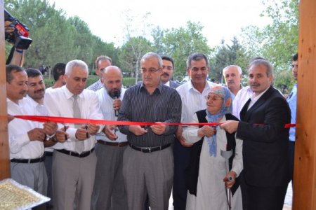 Baykan Ailesi, Fetih Cami'ni Yeniden Canlandırdı