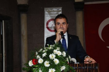 “Bayrağı güvenle gençlere teslim etmeyi hayal ediyoruz”