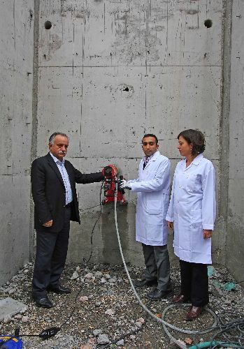 Bayraklı Deprem Etüt Merkezi Denemelere Spor Tesisinden Başladı