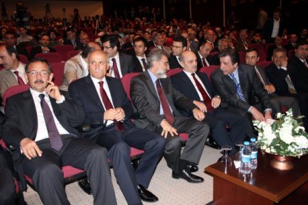 Bayraktar: Afet Riski Alanları Dönüştürme Yasası, Mühendislere İş Kapısı Olacak