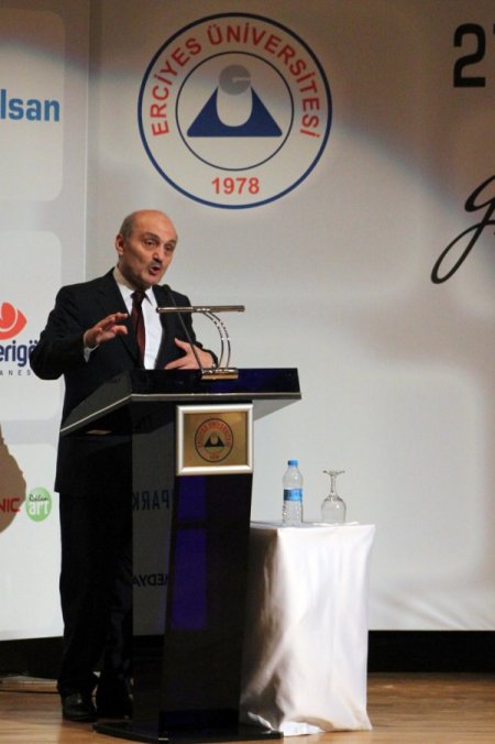 Bayraktar: Afet Riski Alanları Dönüştürme Yasası, Mühendislere İş Kapısı Olacak