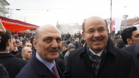 Bayraktar: Kentsel dönüşüm ne kadar zorsa o kadar da elzemdir