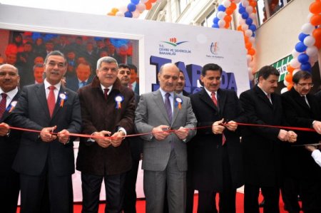 Bayraktar: Kentsel dönüşümü halkımız yapacak