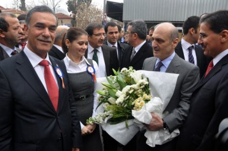 Bayraktar: Kentsel dönüşümü halkımız yapacak