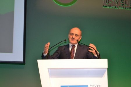 Bayraktar’dan müteahhitlere: İstanbul doldu, Anadolu’ya yönelin