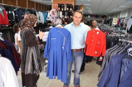 Bayram Ve Okul Alışverişi Esnafın Yüzünü Güldürdü