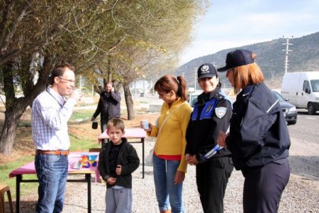 Bayram yolculuğuna 10 dakika salep molası