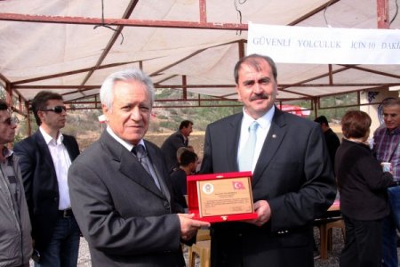 Bayram yolculuğuna 10 dakika salep molası