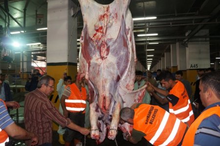 Bayrampaşa Belediyesi'nden kurban kesim tatbikatı