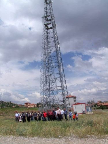 Baz İstasyonunun Kalkması İçin Dua Ettiler