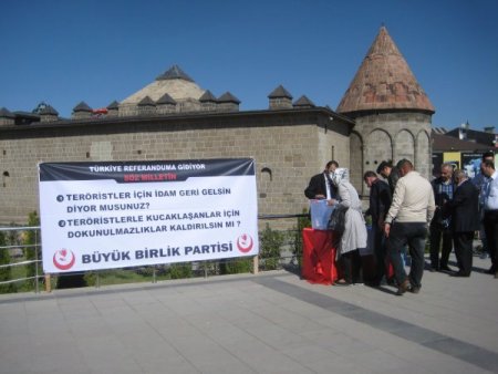 BBP, BDP'lilerin dokunulmazlıklarının kaldırılması için referandum düzenledi