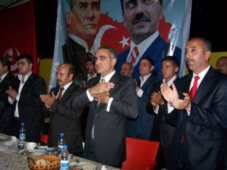 Bbp Genel Başkanı Merhum Muhsin Yazıcıoğlu Adına Şarkışla'da İftar Verildi