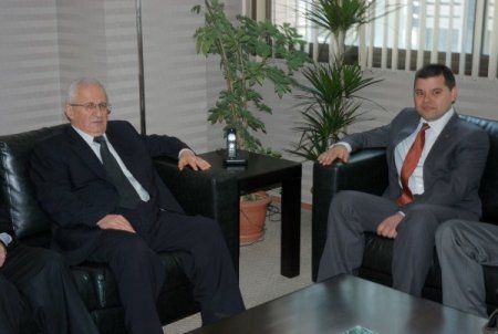 Bbp İzmir İl Başkanı Ve Yönetim Kurulu, Mhp'yi Ziyaret Etti