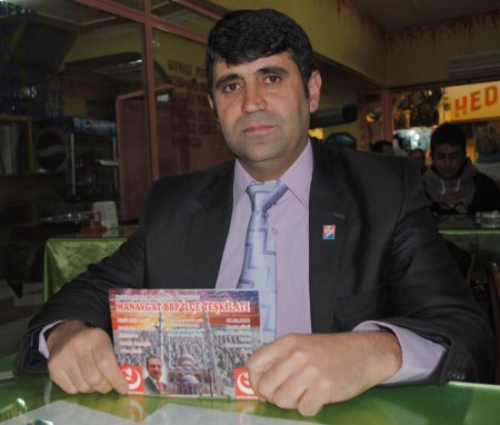 BBP'li Karakoç: Dinimiz anne ve babaya 'öf' bile demeyi yasaklar