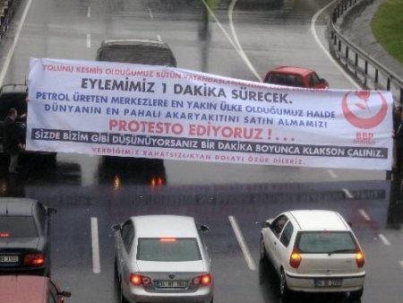 Bbp'liler Yol Kesip Özür Diledi