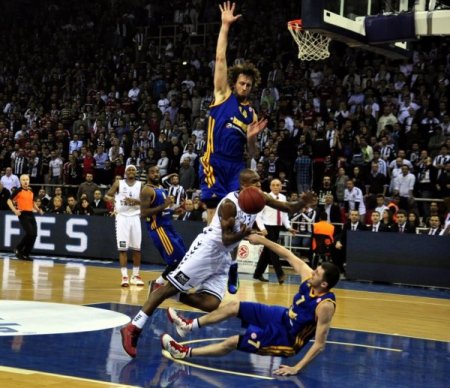 BC Khimki’yi ağırlayan Beşiktaş, rakibine 75-80 mağlup oldu
