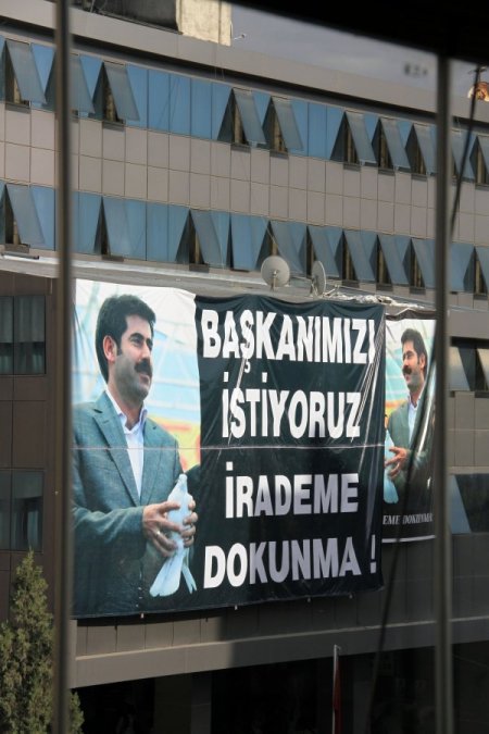 Bdp Eş Genel Başkanı Demirtaş: Leyla’yı Leyla Yapan Mecnun’dur