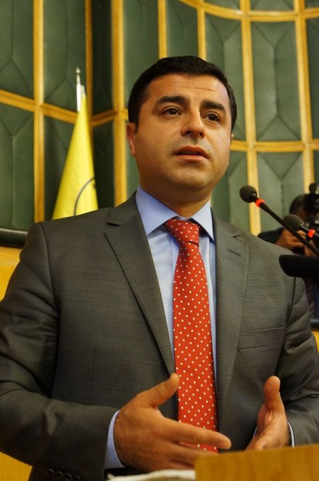 BDP: Genelkurmay Başkanı Özel'in Demirtaş hakkında açtığı dava reddedildi