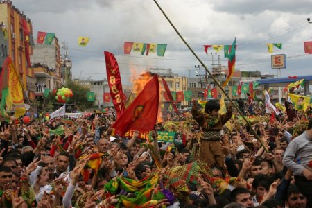 BDP’li Bozlak: Demokratik siyaset alanına hoş geldin PKK