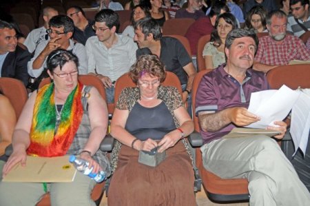 Bdp’li Geylani: Assalar Assalar Apo’nun Paltosunu Asarlar