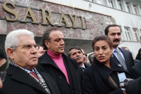 Bdp'li Sakık: Mhp Ve Chp Kendilerini İcazet Makamı Gibi Görüyor