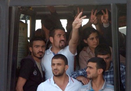 BDP’li Tuğluk provokasyon uyarısında bulundu