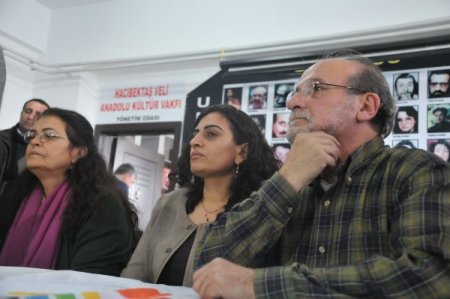 BDP'li Tuncel: Bütün partilerin, yeni anayasa sürecine dahil olmaları gerekiyor