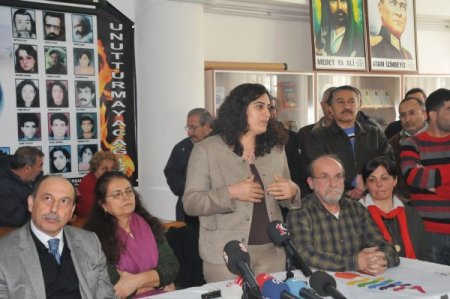 BDP'li Tuncel: Bütün partilerin, yeni anayasa sürecine dahil olmaları gerekiyor