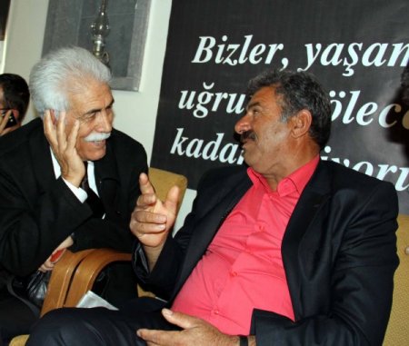 BDP'li vekiller de açlık grevini bıraktı