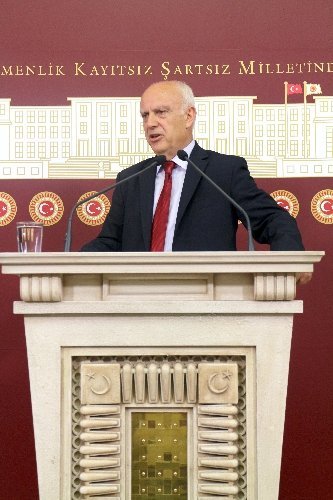 BDP'li Zenderlioğlu, İmralı'ya yeni insanlar gitmesini istedi