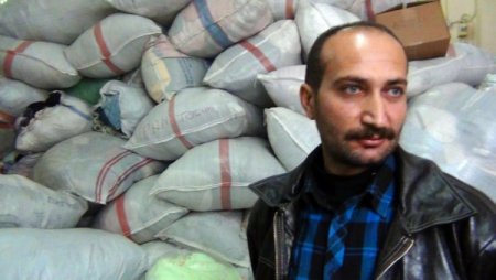 BDP'liler, depremzeler için topladıkları yardımları pazarda satmış