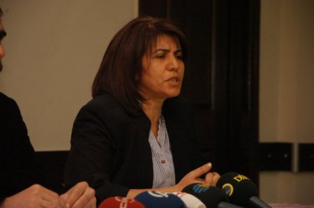 BDP’liler 15 Şubat'ta kırmızı kazak ve atkı giyecek