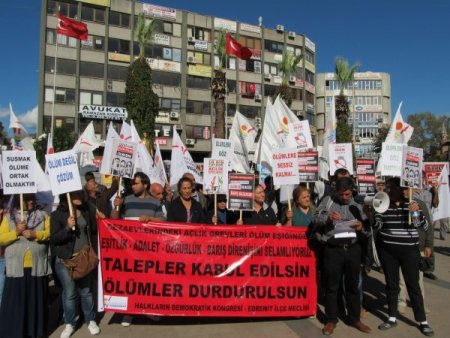 BDP’liler Edremit ilçe binasında 3 günlük açlık grevi başlattı