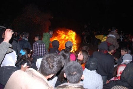 Bdp'liler Kadifekale'de Nevruz'u Kutladı