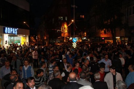 BDP'lilerin Bursa'daki yürüyüşünde çıkan olaylar kontrol altına alındı