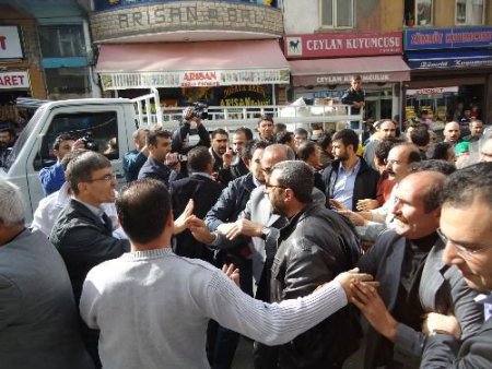 Bdp'nin Basın Açıklamasında Gerginlik Yaşandı