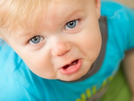 Bebeklerde bağırsak düğümlenmesine dikkat!