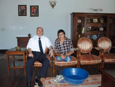 Bedensel engelli gence Vali Özçimen'den destek