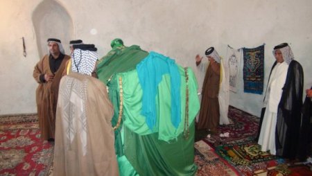 Bedeviler, İmam Abdullah Türbesi'ni Ziyaret Etti